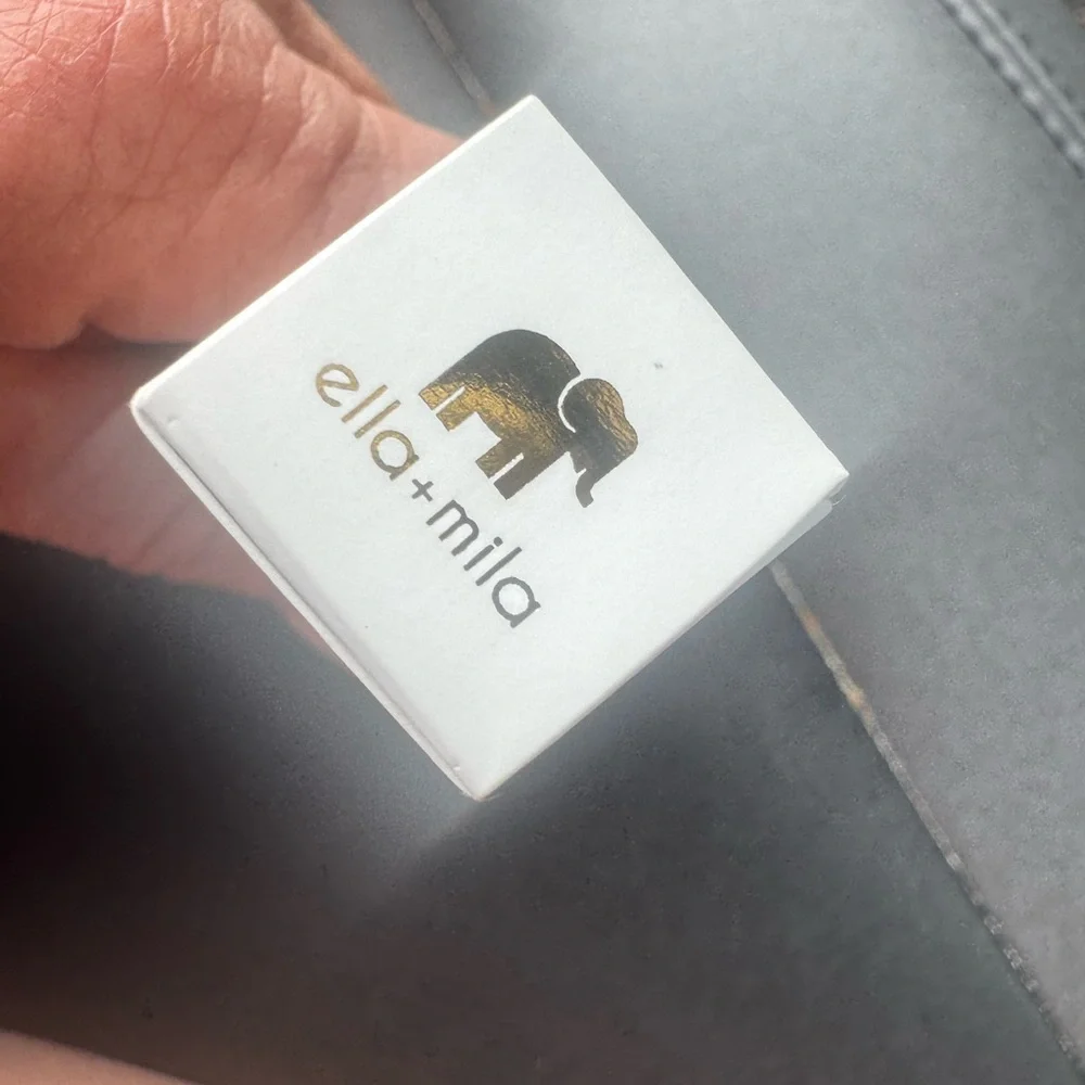 Lip Service Peach Lip Gloss by Ella + Mila🍑animal Cruelty free, gluten free….